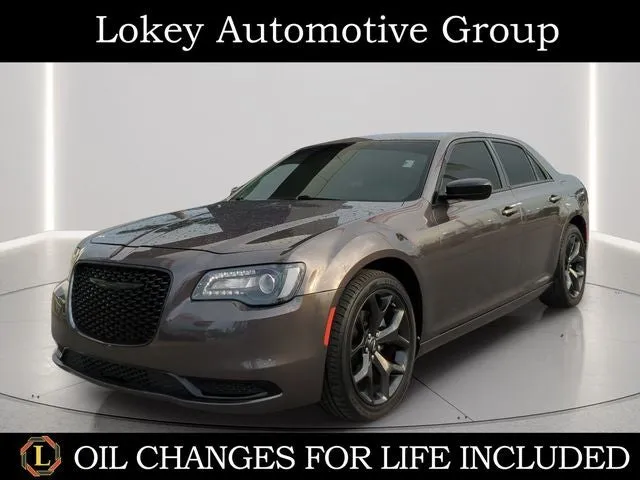 2023 Chrysler 300 Touring in Granite Crystal Metallic Clearcoat — front three-quarter view