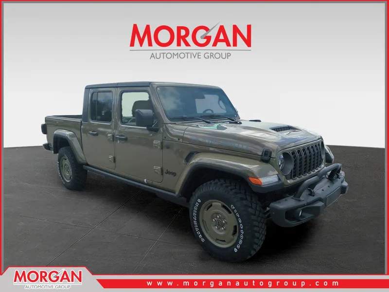 2026 Jeep Gladiator Texas Trail — front three-quarter view