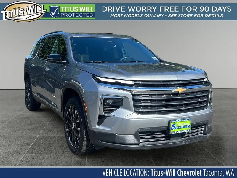 2025 Chevrolet Traverse LT in Sterling Gray Metallic — front three-quarter view