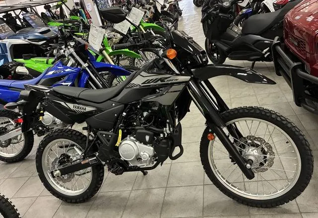 2026 Yamaha WR125R — front three-quarter view