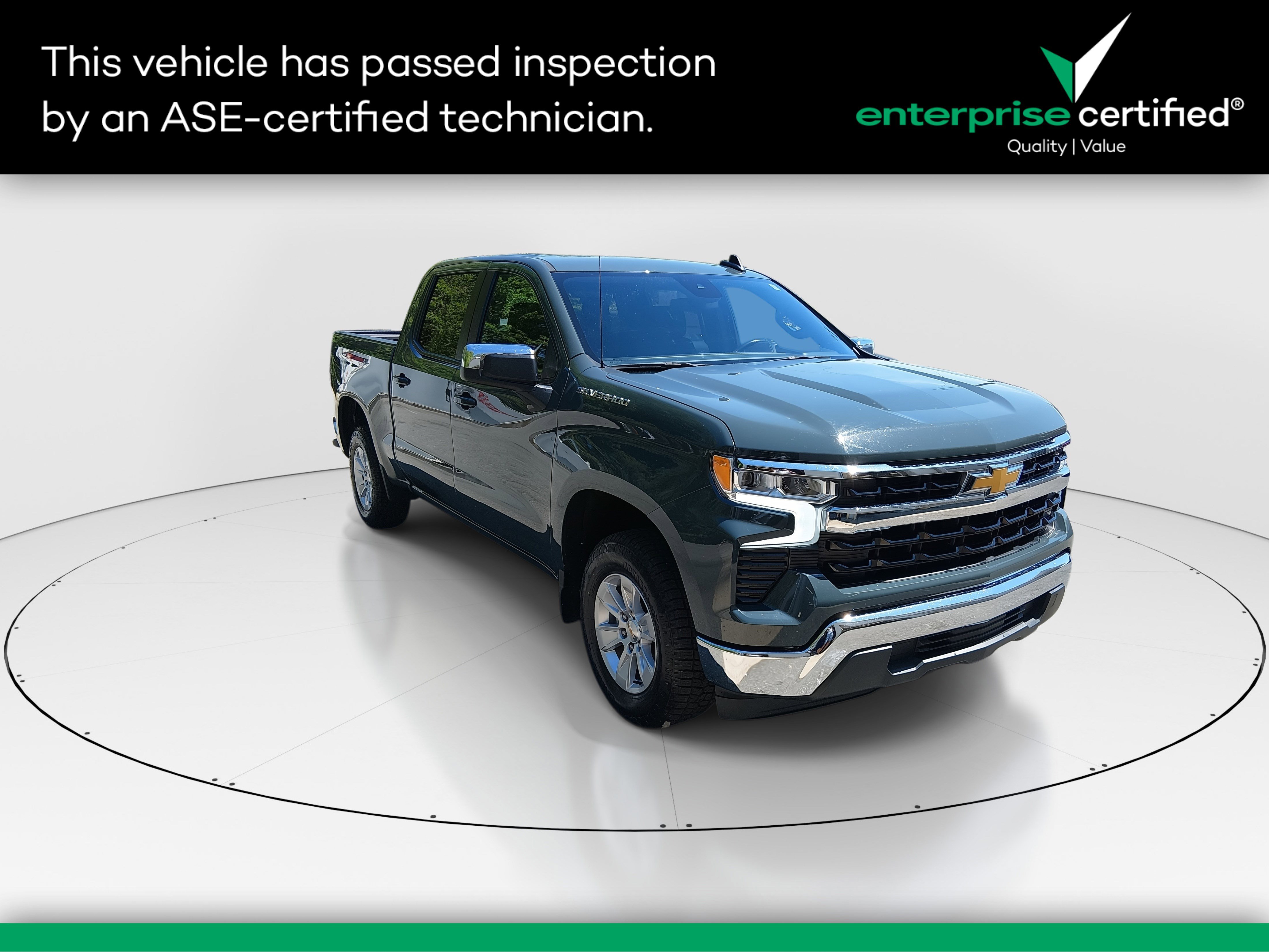 2025 Chevrolet Silverado 1500 2WD Crew Cab 147" LT — front three-quarter view