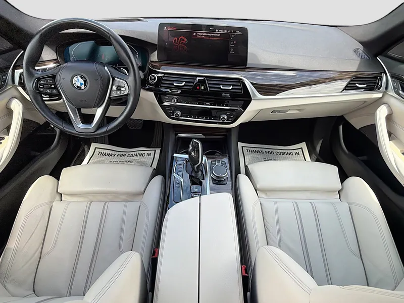 2021 BMW 5 Series — photo 16 view