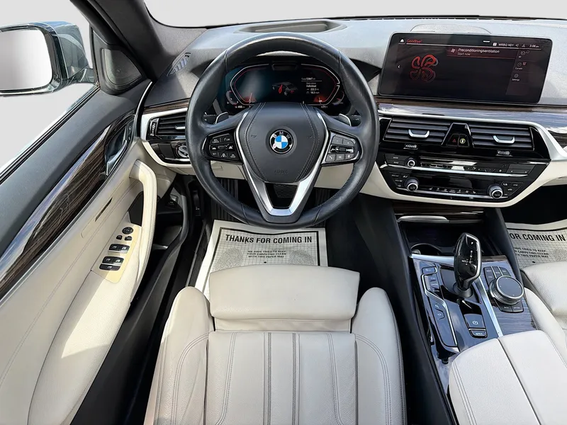 2021 BMW 5 Series — photo 17 view