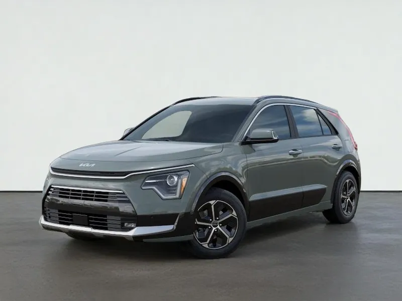 2026 Kia NIRO SX in Cityscape Green — front three-quarter view