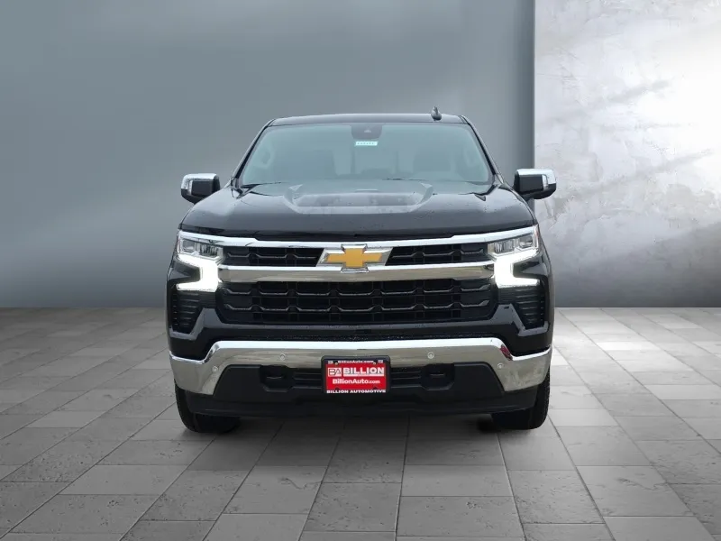 2026 Chevrolet Silverado 1500 — front three-quarter view