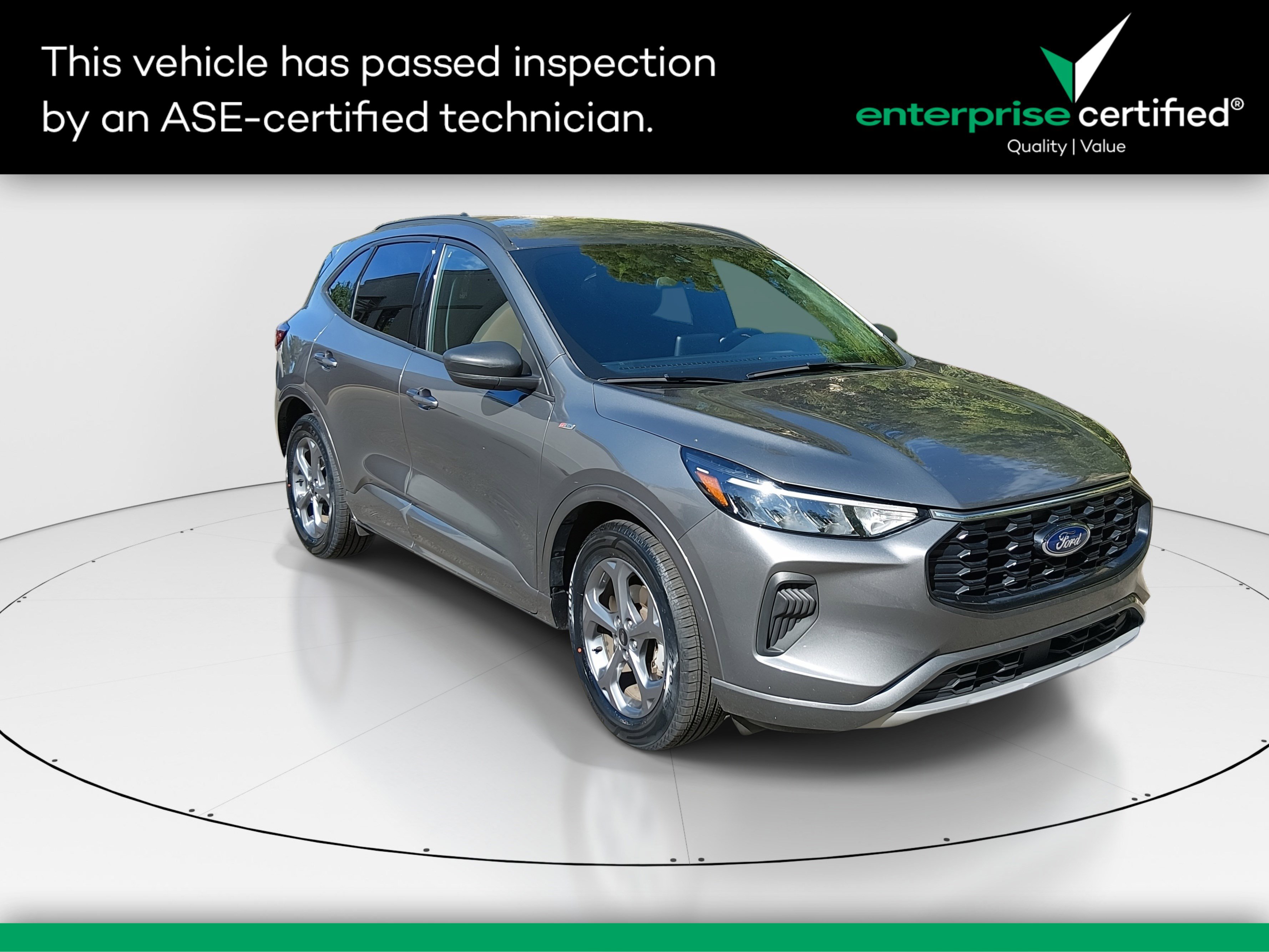 2024 Ford Escape ST-Line FWD — front three-quarter view