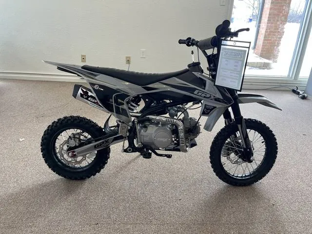 2024 Pitster Pro MXR 125 YX — front three-quarter view