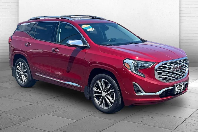 2020 GMC Terrain Denali in Red Quartz Tintcoat — front three-quarter view
