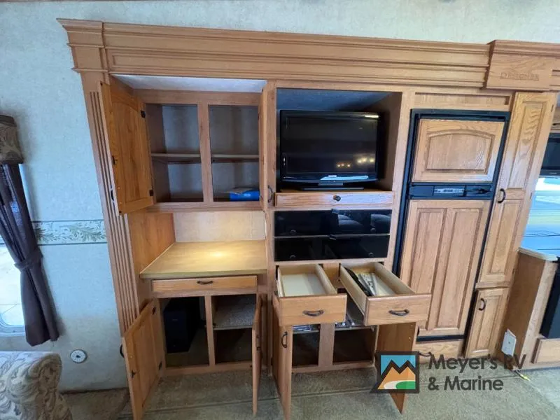 2006 Jayco Designer — photo 25 view