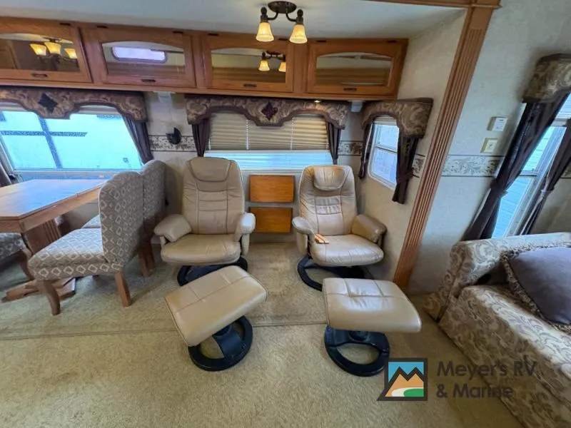 2006 Jayco Designer — photo 21 view