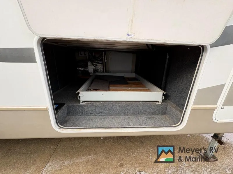 2006 Jayco Designer — photo 7 view