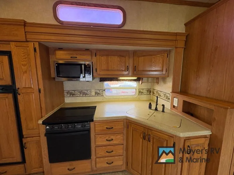 2006 Jayco Designer — photo 15 view