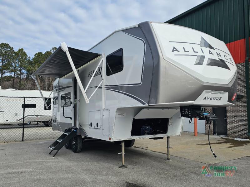 2026 Alliance RV Avenue All-Access — front three-quarter view