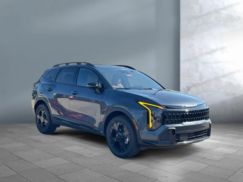 2026 Kia Sportage Hybrid — front three-quarter view
