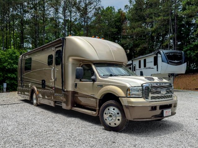 2007 Dynamax Isata