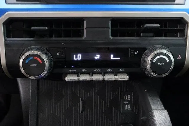 2025 Toyota Tacoma 4WD — photo 19 view