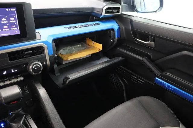2025 Toyota Tacoma 4WD — photo 24 view