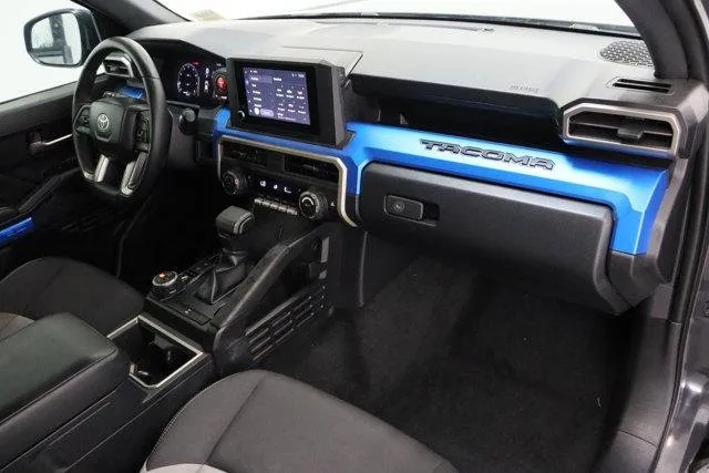 2025 Toyota Tacoma 4WD — photo 36 view