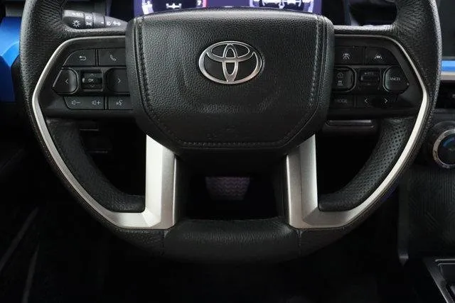 2025 Toyota Tacoma 4WD — photo 25 view