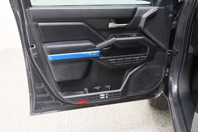 2025 Toyota Tacoma 4WD — photo 12 view