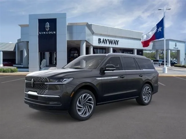 2026 Lincoln Navigator Reserve in Black Metallic — front three-quarter view