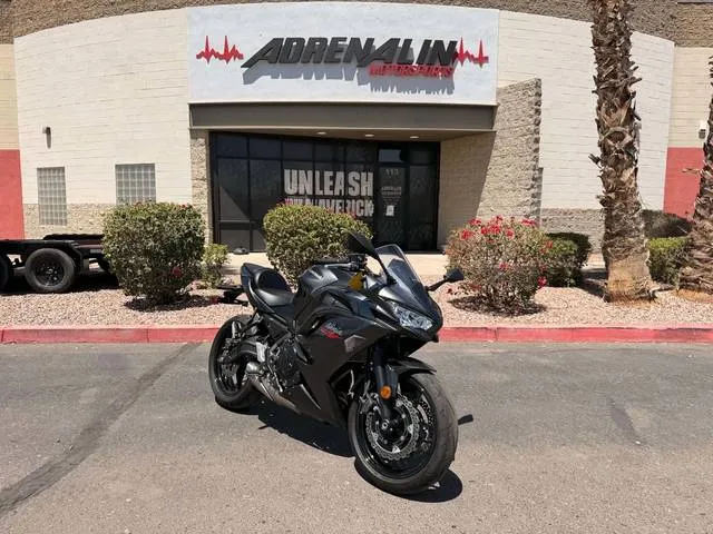 2026 Kawasaki Ninja® 650 — front three-quarter view