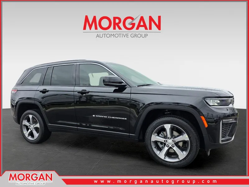 2026 Jeep Grand Cherokee Limited in Black — front three-quarter view