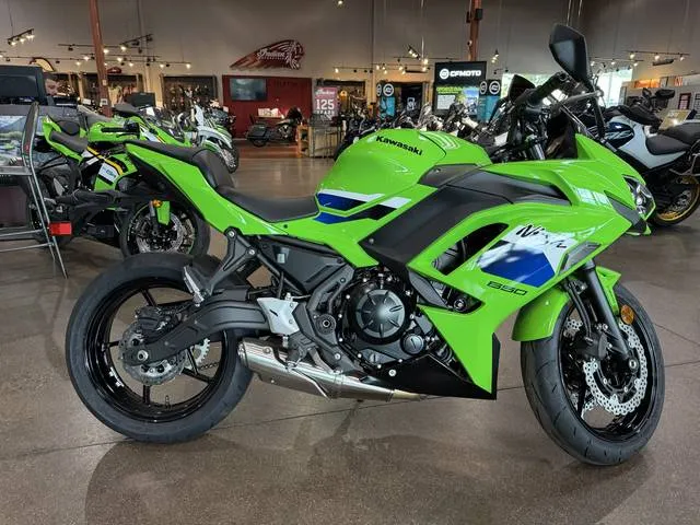 2026 Kawasaki Ninja® 650 ABS — front three-quarter view