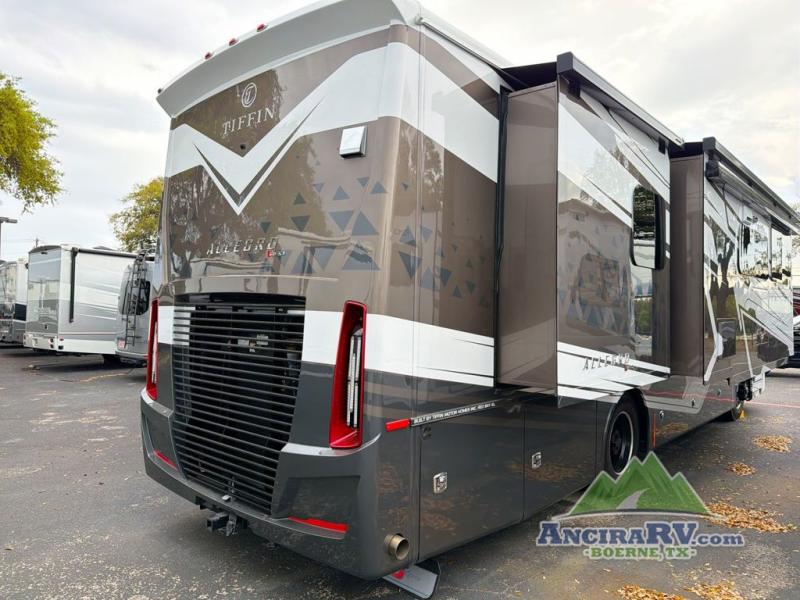 2026 Tiffin Motorhomes Allegro RED