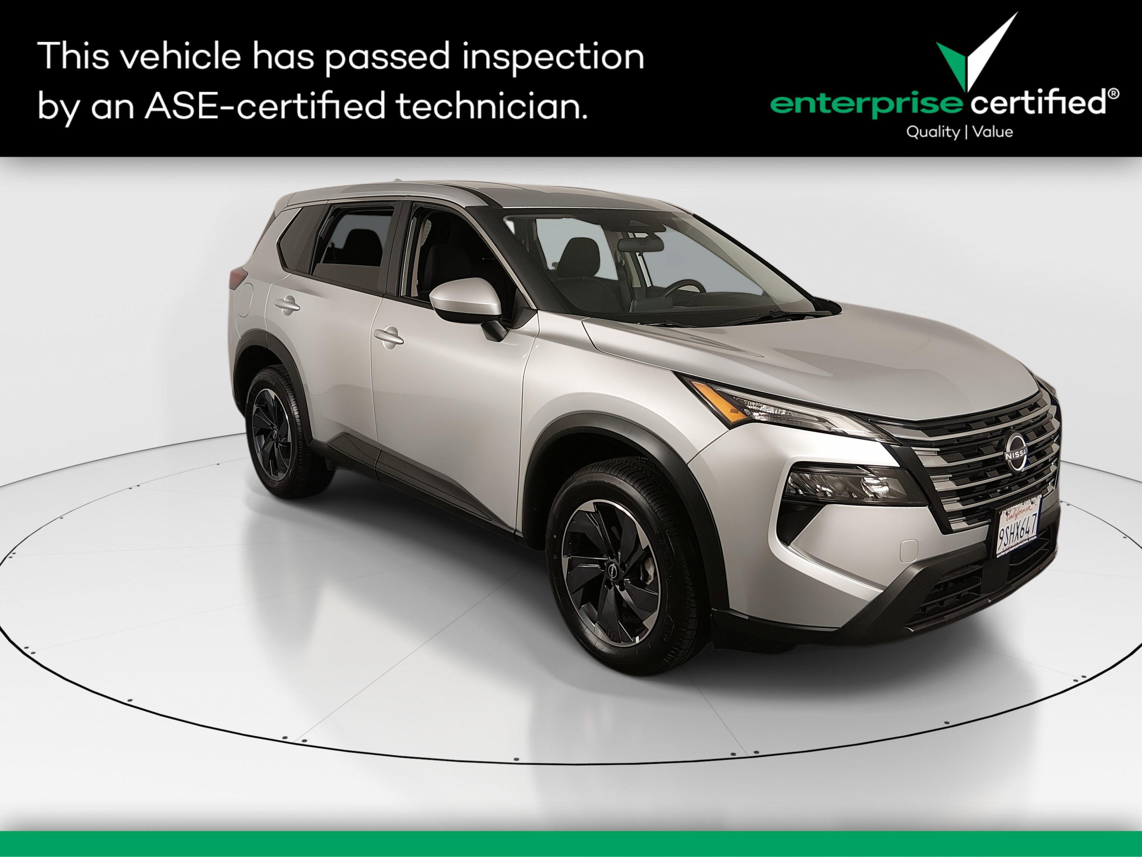 2025 Nissan Rogue FWD SV — front three-quarter view