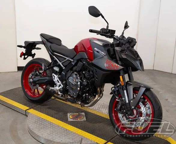 2026 Suzuki GSX-8S — front three-quarter view