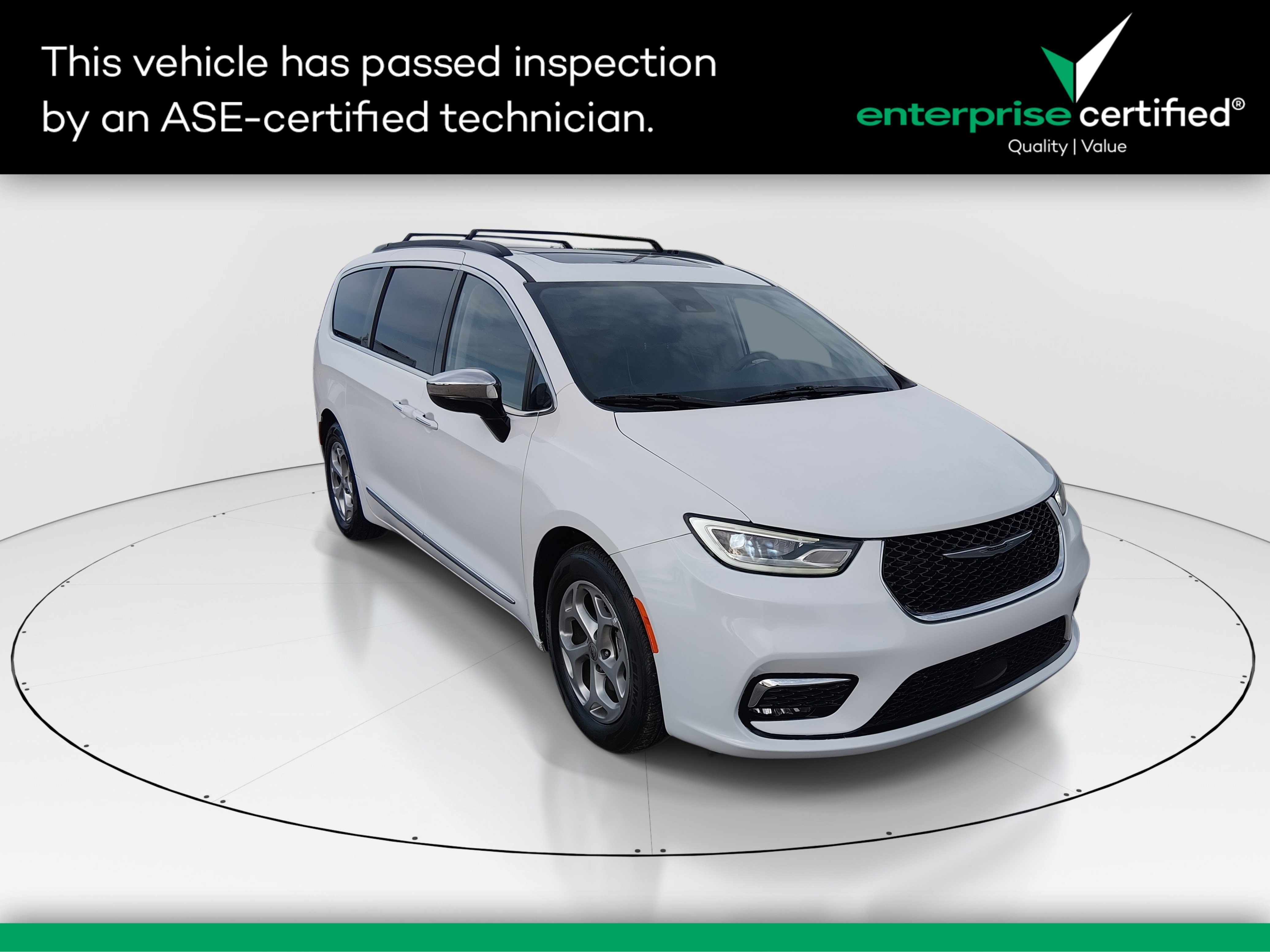 2023 Chrysler Pacifica Limited FWD — front three-quarter view