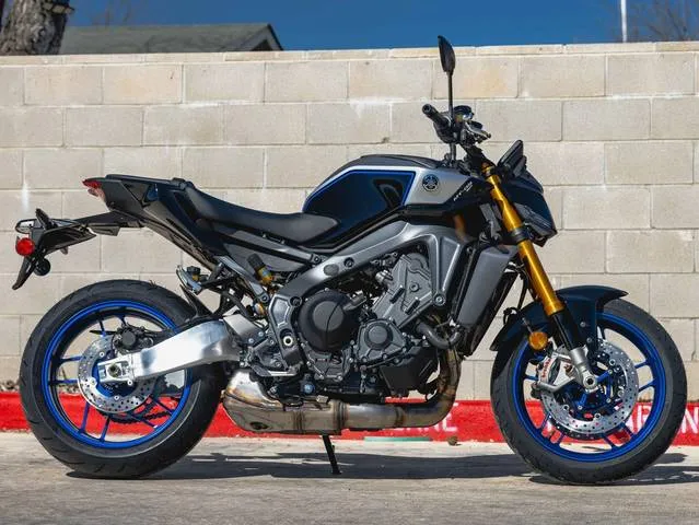2026 Yamaha MT-09 SP — front three-quarter view