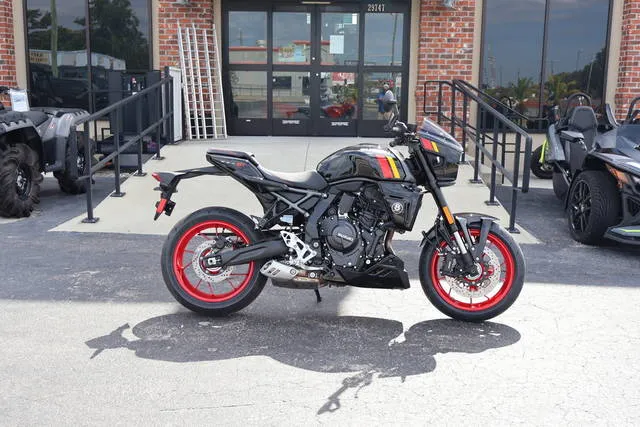 2026 Suzuki GSX-8TT — front three-quarter view