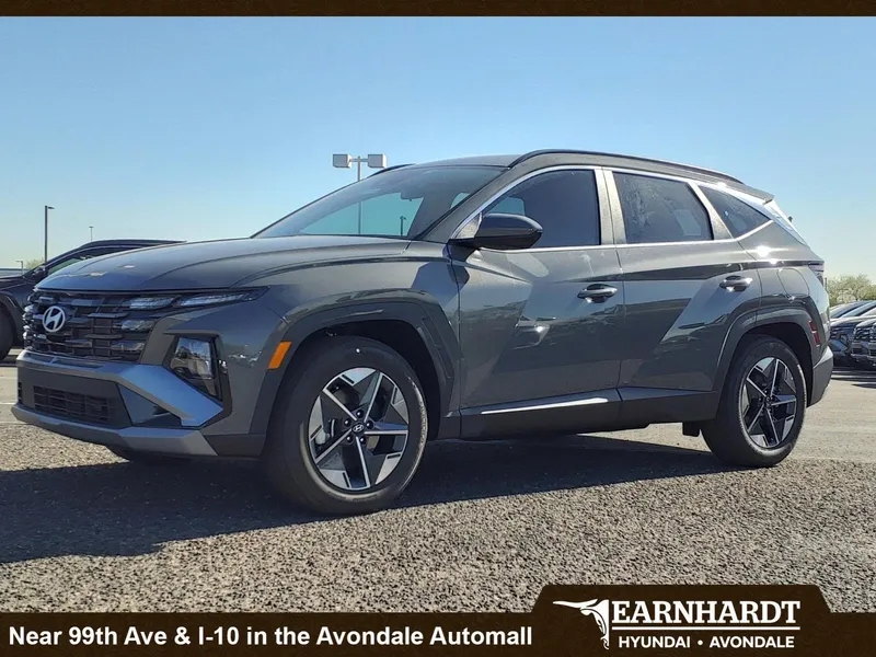 2026 Hyundai TUCSON SEL in Hampton Gray — front three-quarter view
