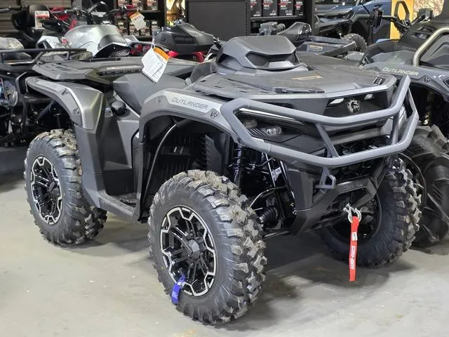2026 Can-Am® Outlander XT 850 — front three-quarter view