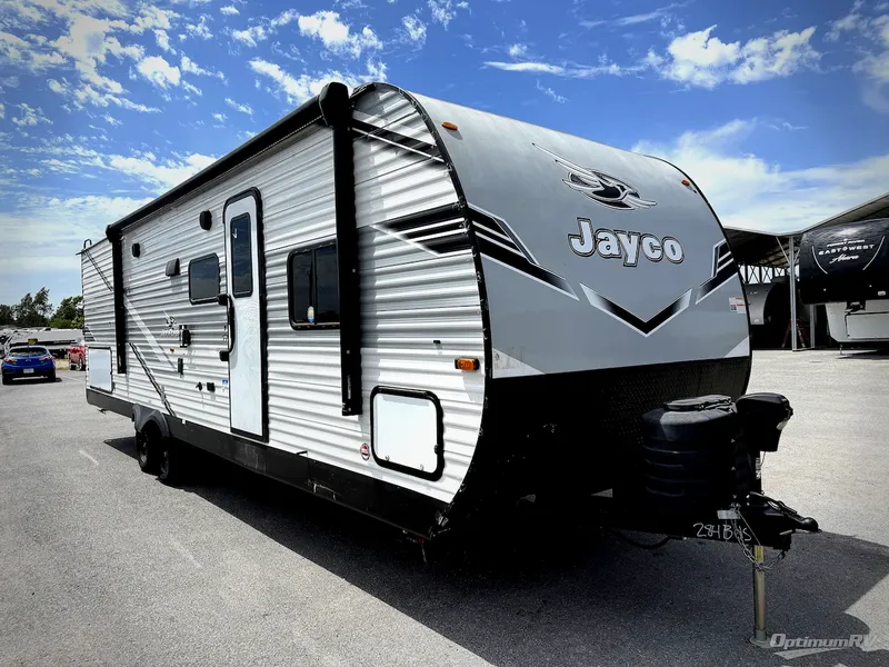 2025 Jayco Jay Flight — front three-quarter view