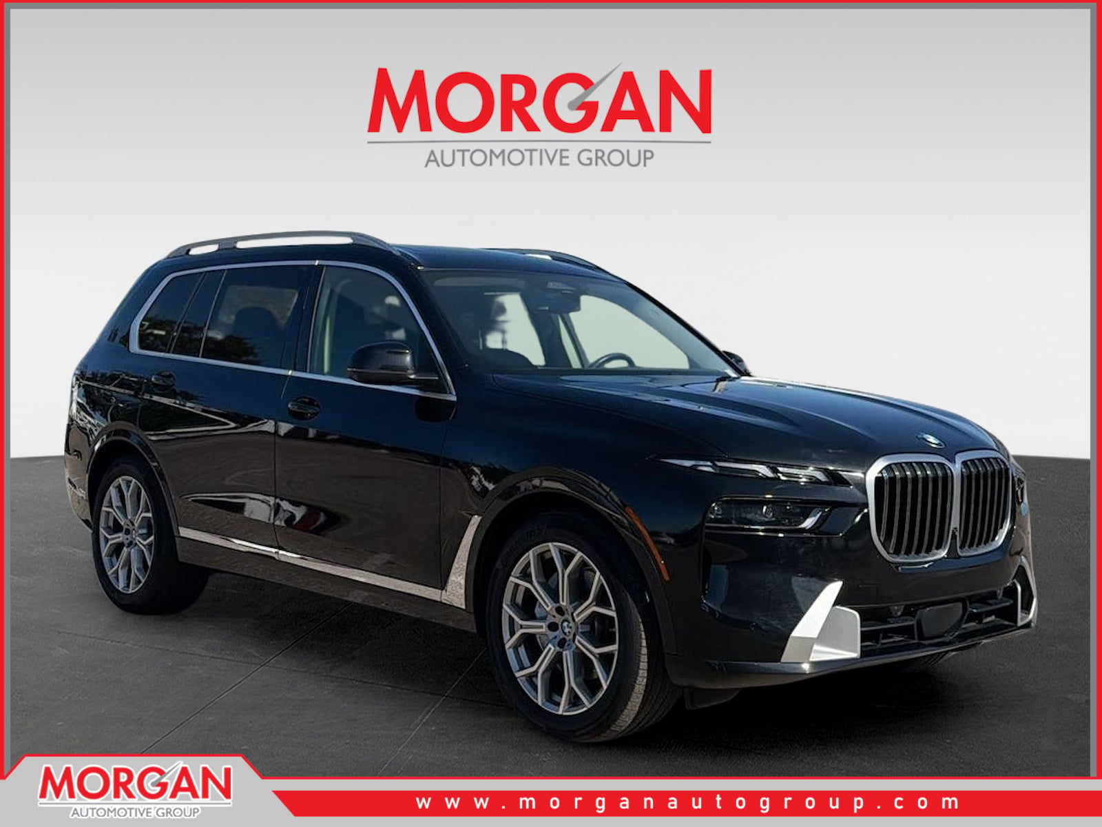 2023 BMW X7 xDrive40i in Black — front three-quarter view