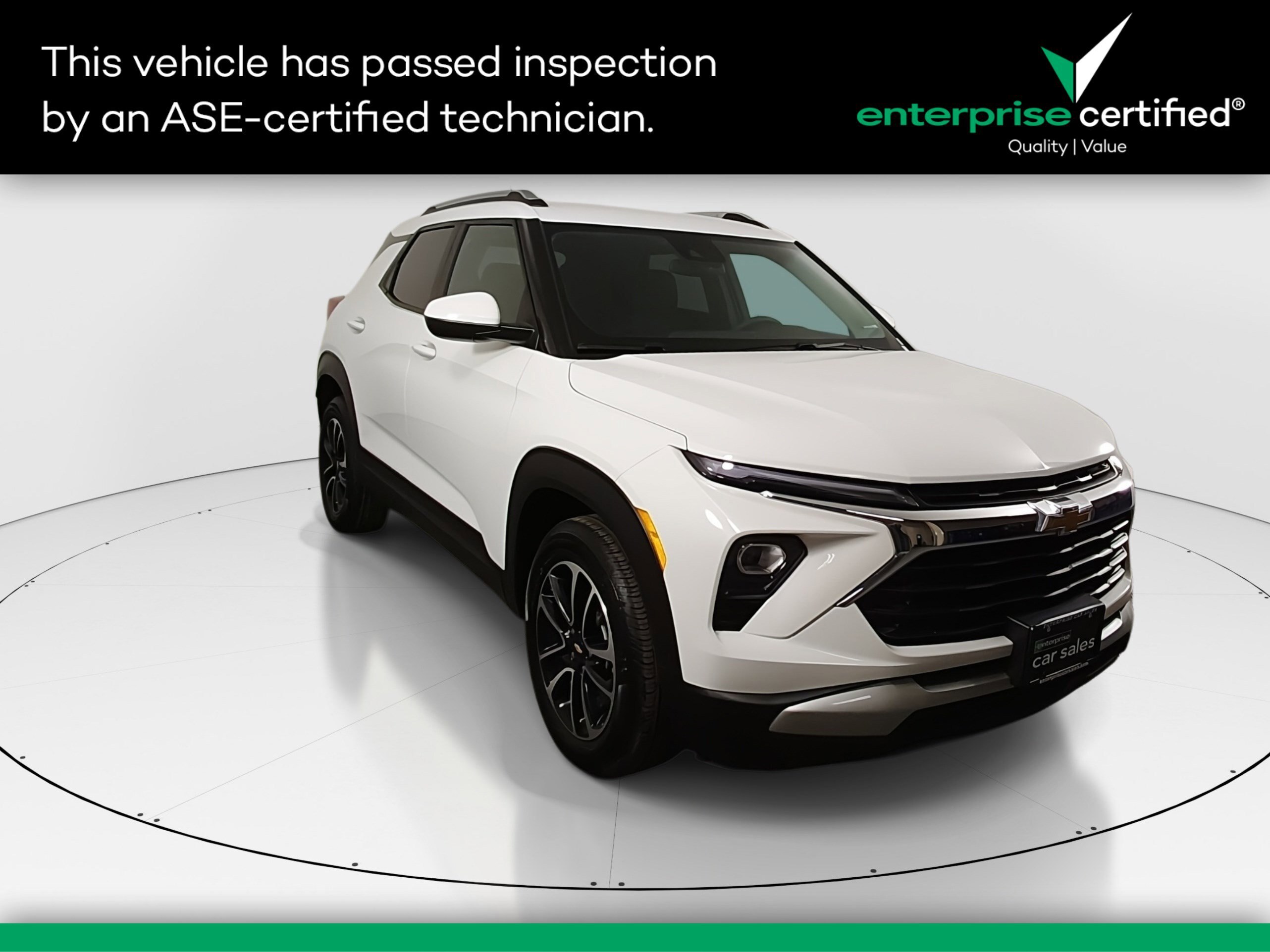2025 Chevrolet Trailblazer FWD 4dr LT — front three-quarter view