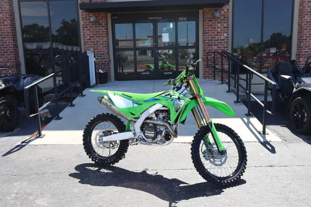 2026 Kawasaki KX™450SR — front three-quarter view