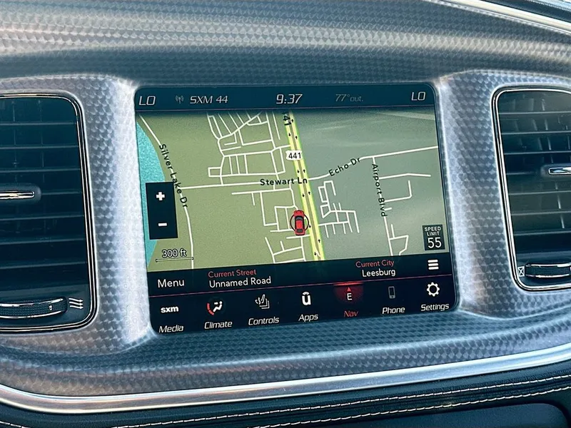 2022 Dodge Charger — photo 13 view