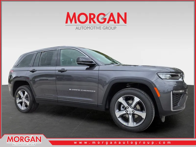 2026 Jeep Grand Cherokee Limited in Gray — front three-quarter view