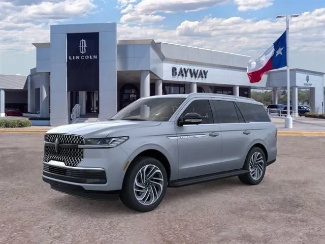 2026 Lincoln Navigator Premiere in Gray Mist Metallic Tri-Coat — front three-quarter view