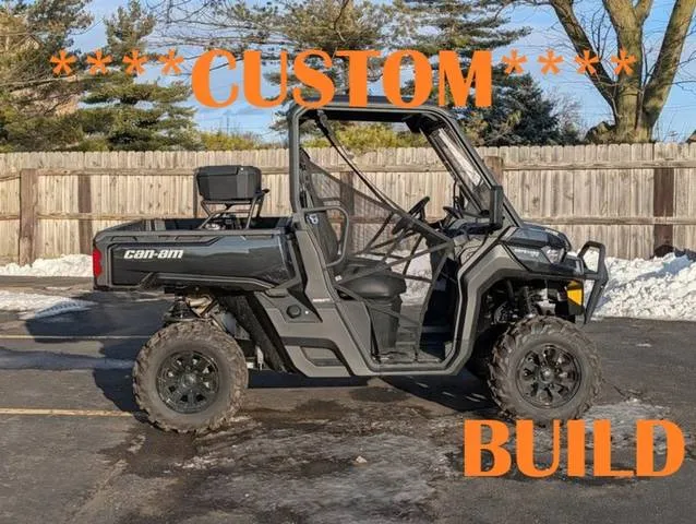 2025 Can-Am® Defender XT HD10 — front three-quarter view