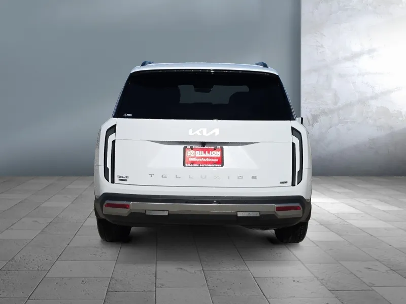 2027 Kia Telluride Hybrid — detail view