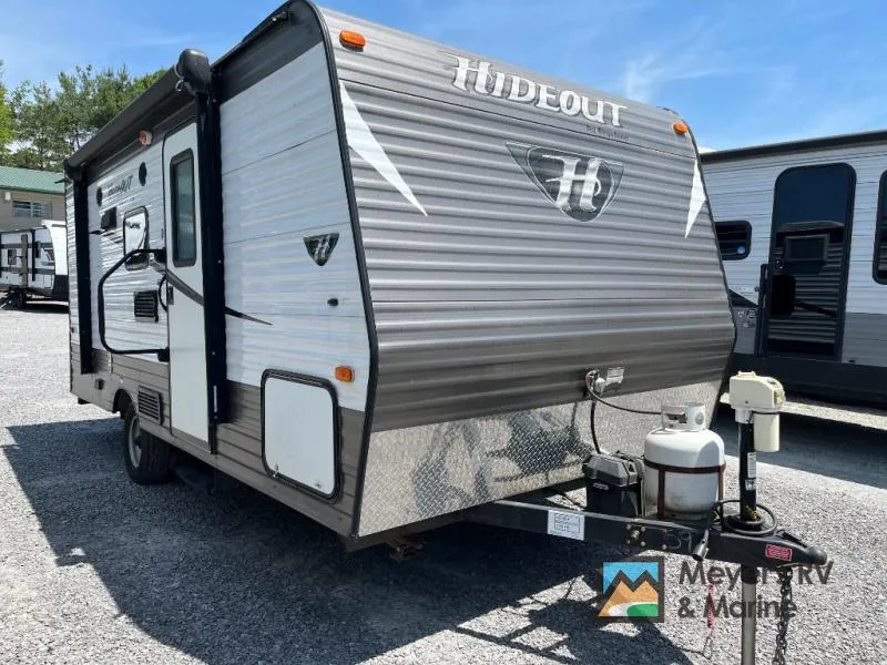 2015 Keystone RV Hideout 175BH — front three-quarter view