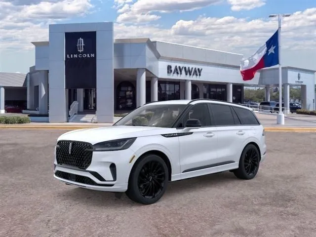 2026 Lincoln Aviator Reserve in Pristine White Metallic Tri-Coat — front three-quarter view