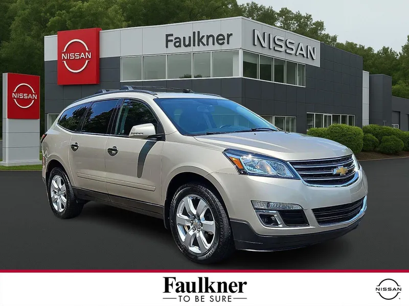 2017 Chevrolet Traverse FWD 1LT in Champagne Silver Metallic — front three-quarter view