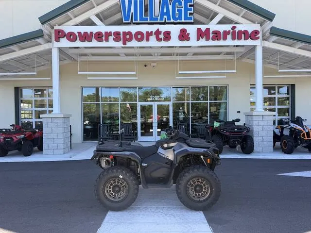 2026 Can-Am® Outlander XT 850 — front three-quarter view