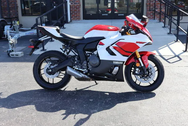 2026 Yamaha YZF-R7 70th Anniversary Edition — front three-quarter view